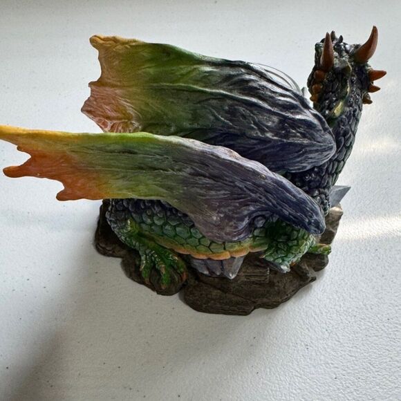 Westland - Green and Blue Tea Light Candle Holder Statue Fantasy Crystals/Rock - Picture 2 of 3